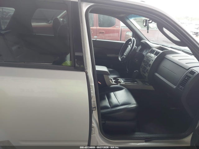 45224959 :رقم المزاد ، 1FMCU93G89KB69937 vin ، 2009 Ford Escape Xlt مزاد بيع