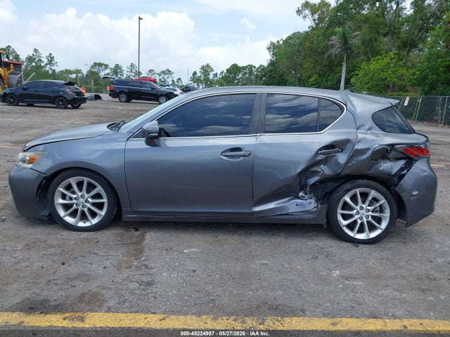 Auction sale of the 2013 Lexus Ct 200h, vin: JTHKD5BH9D2169794, lot number: 45224987