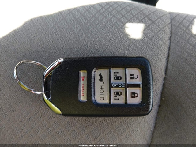 Продажа на аукционе авто 2016 Honda Odyssey Se, vin: 5FNRL5H32GB113051, номер лота: 45225024