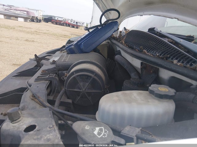 2004 Chevrolet Express Cutaway Base W/c7l/c7n მანქანა იყიდება აუქციონზე, vin: 1GBJG31U641222582, აუქციონის ნომერი: 45225035