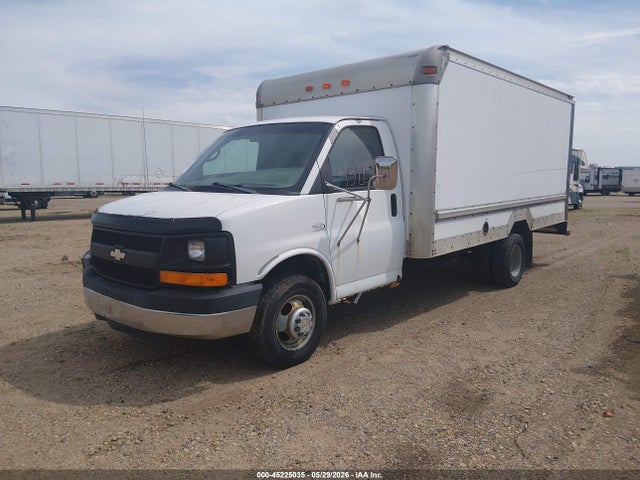 2004 Chevrolet Express Cutaway Base W/c7l/c7n მანქანა იყიდება აუქციონზე, vin: 1GBJG31U641222582, აუქციონის ნომერი: 45225035