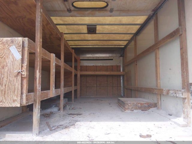 2004 Chevrolet Express Cutaway Base W/c7l/c7n მანქანა იყიდება აუქციონზე, vin: 1GBJG31U641222582, აუქციონის ნომერი: 45225035