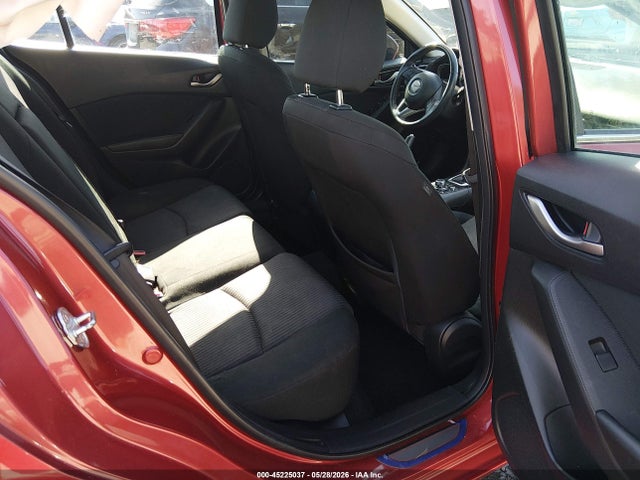 3MZBM1V76FM219444 Mazda Mazda3 I Touring