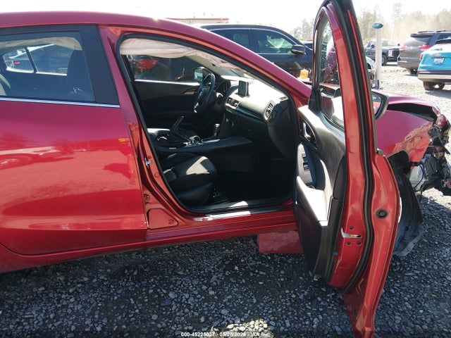 3MZBM1V76FM219444 Mazda Mazda3 I Touring