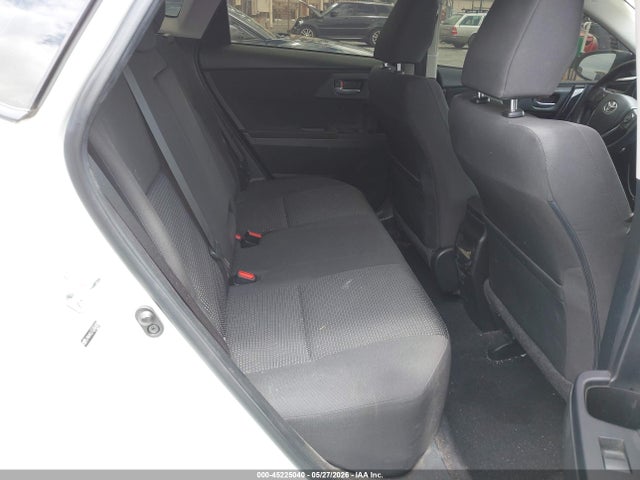 45225040 :رقم المزاد ، JTNKARJE1JJ562808 vin ، 2018 Toyota Corolla Im مزاد بيع