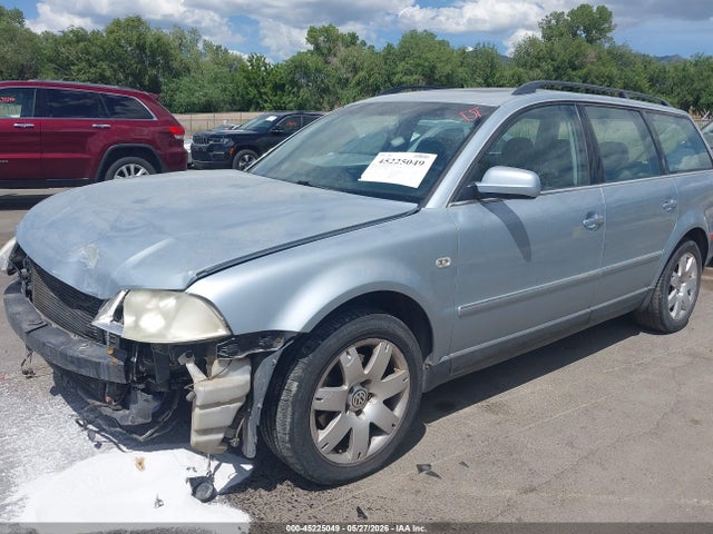 Продажа на аукционе авто 2001 Volkswagen Passat Glx, vin: WVWWH63BX1E263880, номер лота: 45225049