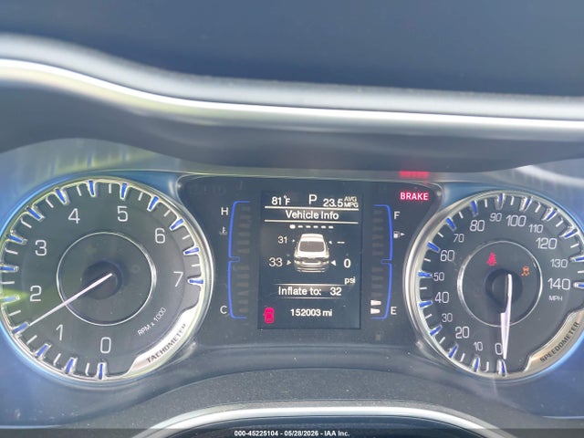 45225104 :رقم المزاد ، 1C3CCCABXFN600188 vin ، 2015 Chrysler 200 Limited مزاد بيع