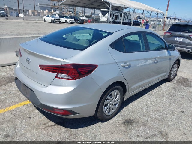 Hyundai ELANTRA SE 2019 5NPD74LFXKH495933 Image 4
