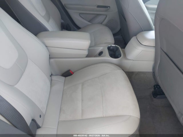 2014 Chevrolet Volt მანქანა იყიდება აუქციონზე, vin: 1G1RB6E40EU113911, აუქციონის ნომერი: 45225142