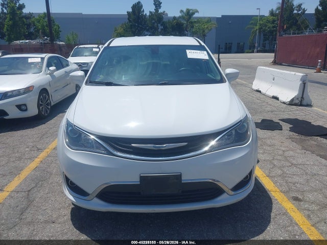 Chrysler Pacifica Hybrid Touring Plus 2018 2C4RC1H79JR306918 Image 13