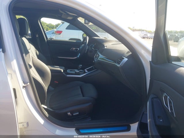 Продаж на аукціоні авто 2021 Bmw 330i Xdrive, vin: 3MW5R7J00M8B98994, номер лоту: 45225154