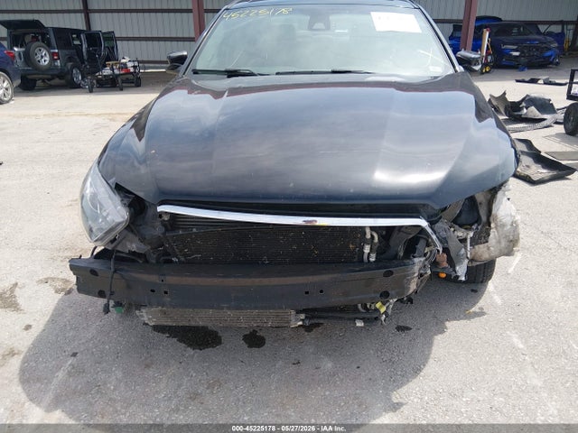 45225178 :رقم المزاد ، 1FAHP2KTXJG137589 vin ، 2018 Ford Taurus Sho مزاد بيع