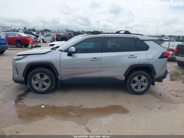 2T3W1RFV9RC284771 Toyota Rav4 Xle