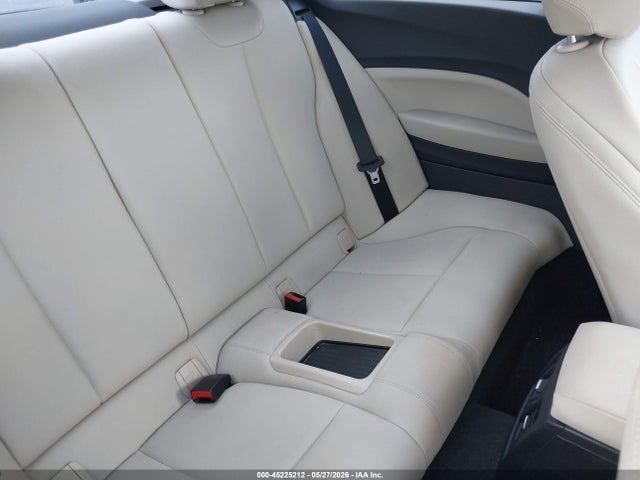 45225212 :رقم المزاد ، WBA1F9C57GV742372 vin ، 2016 Bmw 228i مزاد بيع
