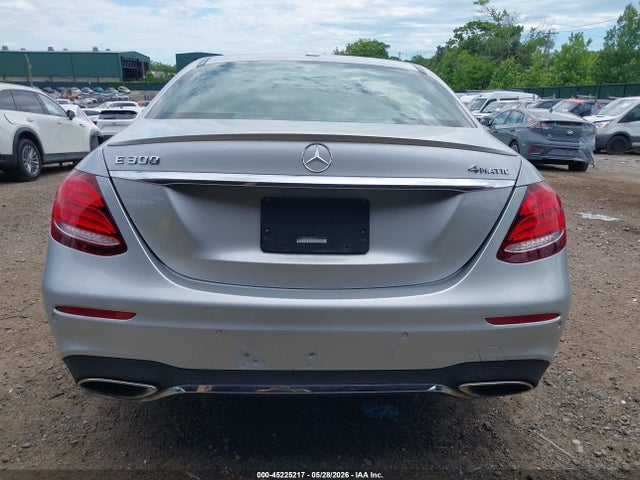 2017 Mercedes-benz E 300 4matic მანქანა იყიდება აუქციონზე, vin: WDDZF4KB4HA030254, აუქციონის ნომერი: 45225217