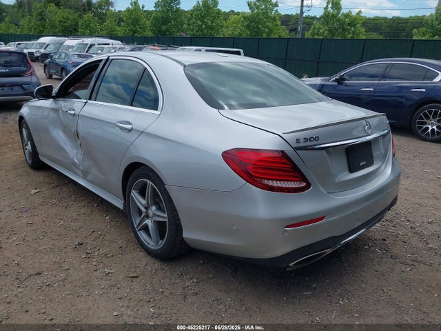2017 Mercedes-benz E 300 4matic მანქანა იყიდება აუქციონზე, vin: WDDZF4KB4HA030254, აუქციონის ნომერი: 45225217