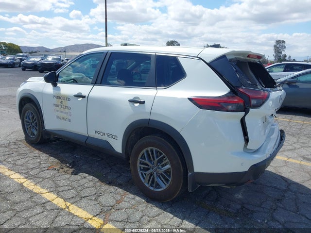 5N1BT3AA4SC781644 Nissan Rogue S Fwd