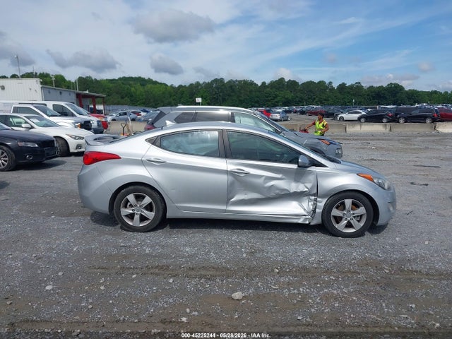 Продажа на аукционе авто 2013 Hyundai Elantra Gls, vin: 5NPDH4AE5DH249057, номер лота: 45225244