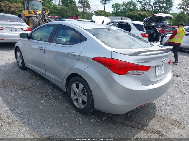 Продажа на аукционе авто 2013 Hyundai Elantra Gls, vin: 5NPDH4AE5DH249057, номер лота: 45225244