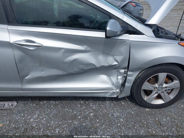Продажа на аукционе авто 2013 Hyundai Elantra Gls, vin: 5NPDH4AE5DH249057, номер лота: 45225244