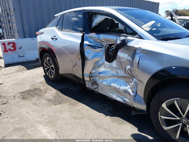 Lexus Rz 300e Premium 2024 JTJABABB8RA004711 Image 6