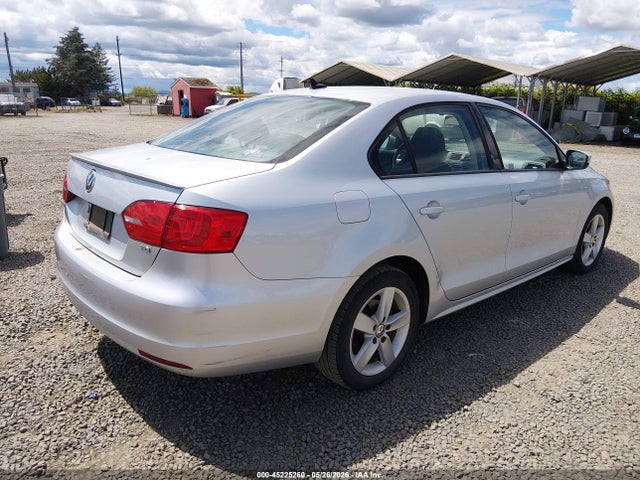 45225260 :رقم المزاد ، 3VW3L7AJ4CM346085 vin ، 2012 Volkswagen Jetta 2.0l Tdi مزاد بيع