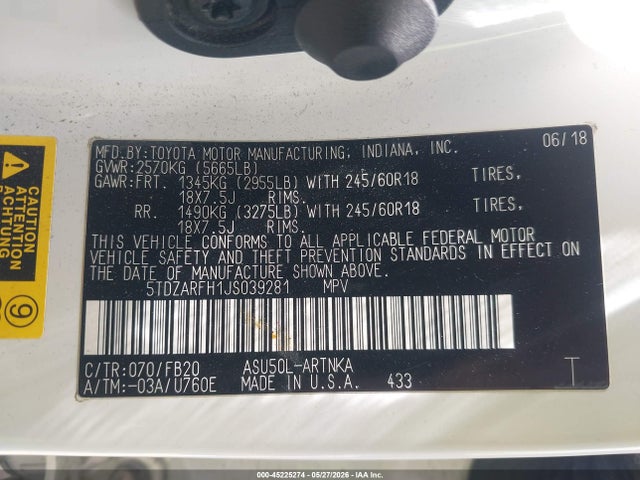 45225274 :رقم المزاد ، 5TDZARFH1JS039281 vin ، 2018 Toyota Highlander Le مزاد بيع