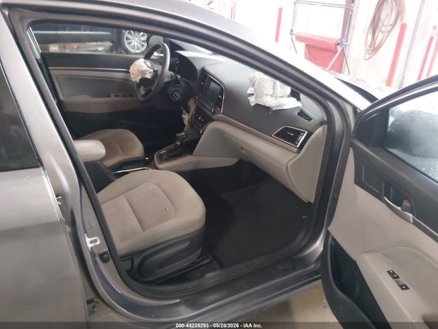 Hyundai ELANTRA SEL 2018 5NPD84LF4JH328558 Image 5
