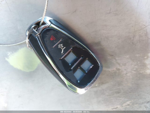Продажа на аукционе авто 2018 Chevrolet Equinox Lt, vin: 2GNAXJEVXJ6326320, номер лота: 45225302