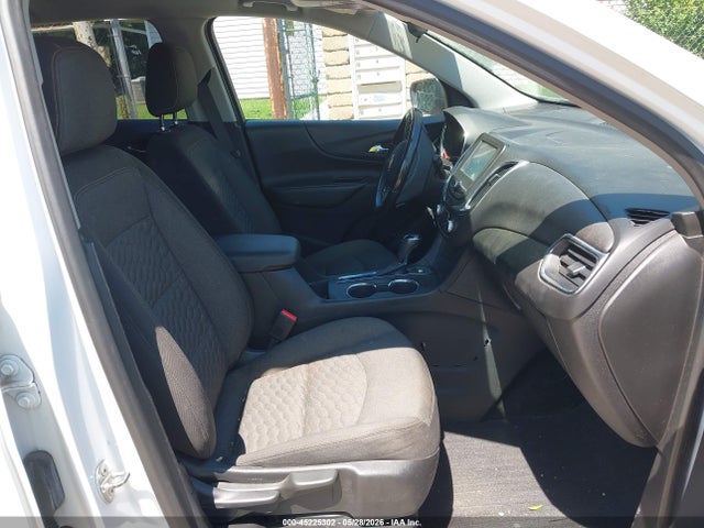 Продажа на аукционе авто 2018 Chevrolet Equinox Lt, vin: 2GNAXJEVXJ6326320, номер лота: 45225302