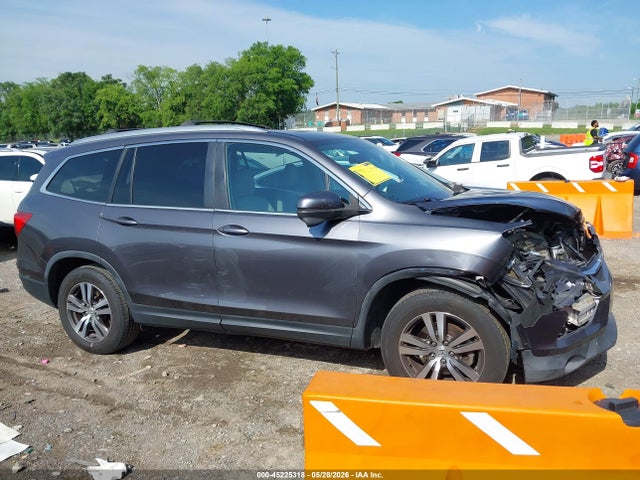 45225318 :رقم المزاد ، 5FNYF6H85HB010146 vin ، 2017 Honda Pilot Ex-l مزاد بيع