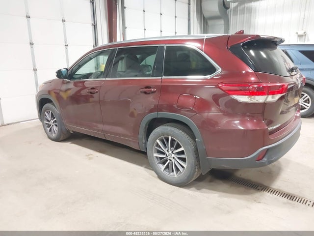 5TDJZRFH5HS398939 Toyota Highlander Xle