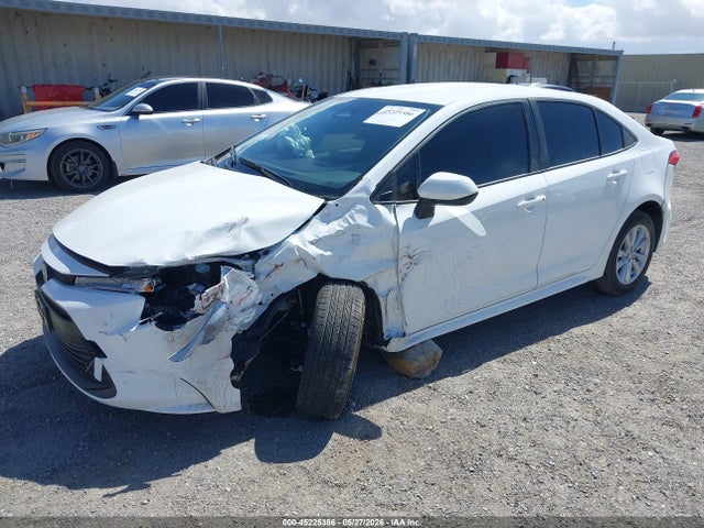 Toyota COROLLA LE 2026 JTDB4MEE1T3046254 Image 2