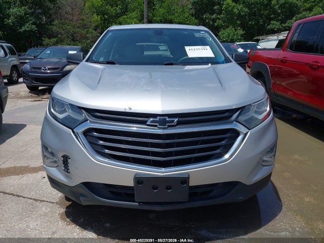 3GNAXHEV1KS642085 Chevrolet EQUINOX LS