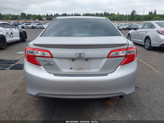 4T4BF1FK5ER365555 Toyota CAMRY LE