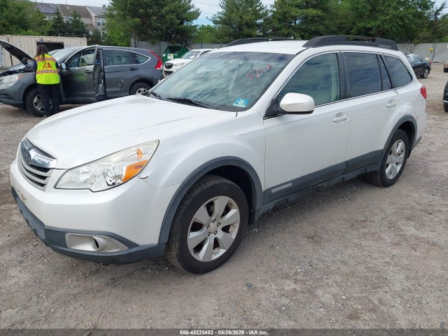 45225452 :رقم المزاد ، 4S4BRBCCXC3270223 vin ، 2012 Subaru Outback 2.5i Premium مزاد بيع