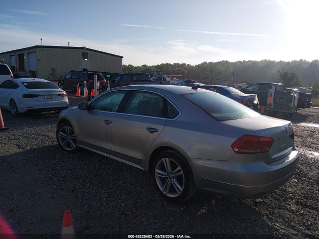 1VWBN7A39EC041676 Volkswagen Passat 2.0l Tdi Se