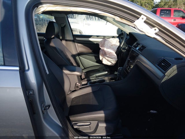 1VWBN7A39EC041676 Volkswagen Passat 2.0l Tdi Se