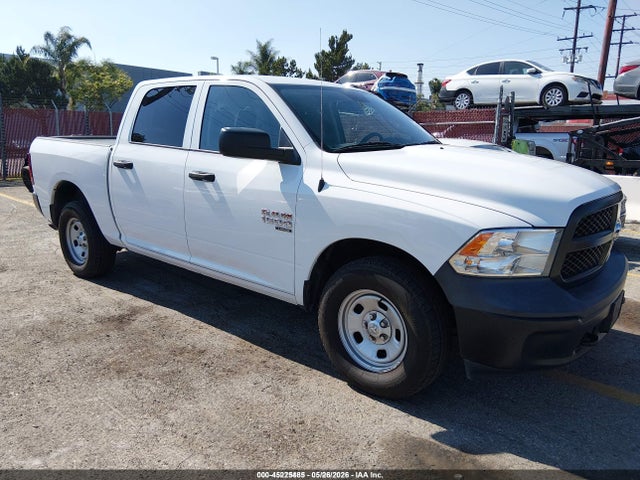 RAM 1500 Classic Tradesman 4x4 5'7 Box 2020 3C6RR7KG2LG270192 главное изображение
