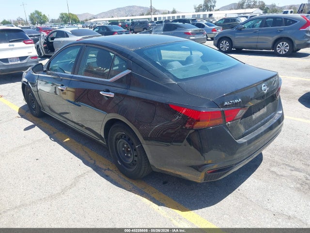 1N4BL4BV6MN394571 Nissan Altima S Fwd