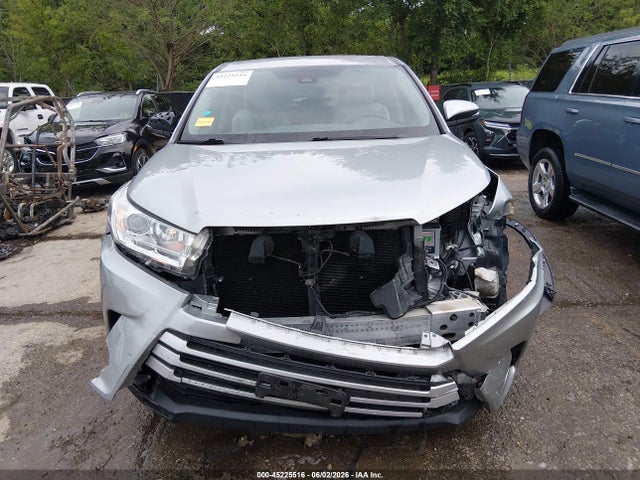 45225516 :رقم المزاد ، 5TDBZRFHXHS399492 vin ، 2017 Toyota Highlander Le Plus مزاد بيع
