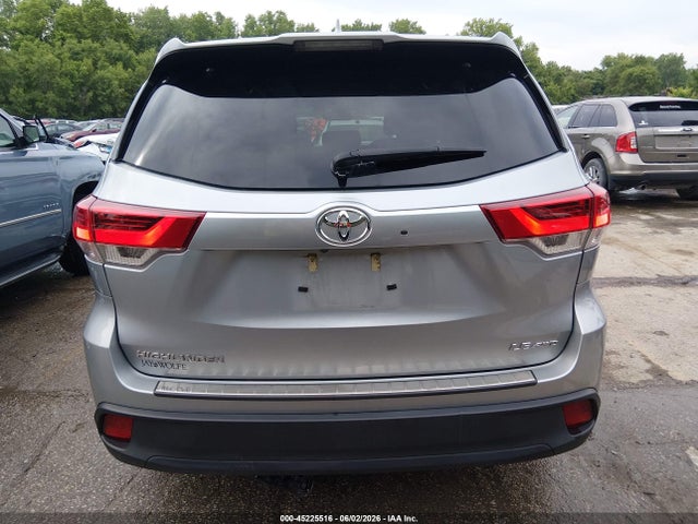 45225516 :رقم المزاد ، 5TDBZRFHXHS399492 vin ، 2017 Toyota Highlander Le Plus مزاد بيع
