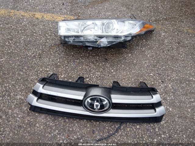 45225516 :رقم المزاد ، 5TDBZRFHXHS399492 vin ، 2017 Toyota Highlander Le Plus مزاد بيع