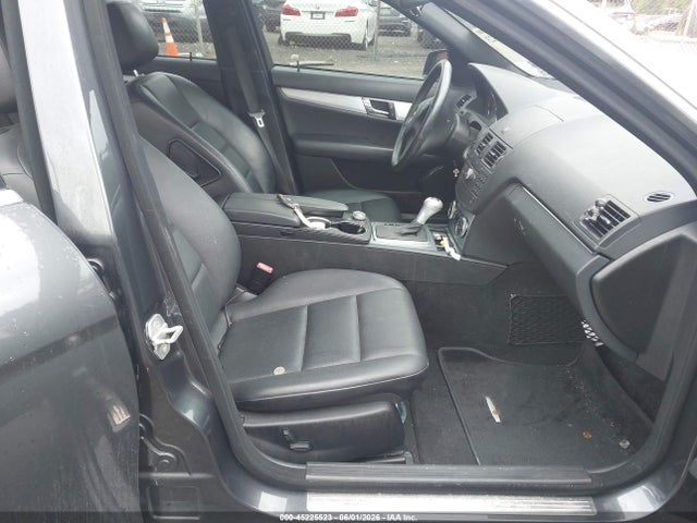 45225523 :رقم المزاد ، WDDGF8BB7AF480603 vin ، 2010 Mercedes-benz C 300 Luxury 4matic/sport 4matic مزاد بيع