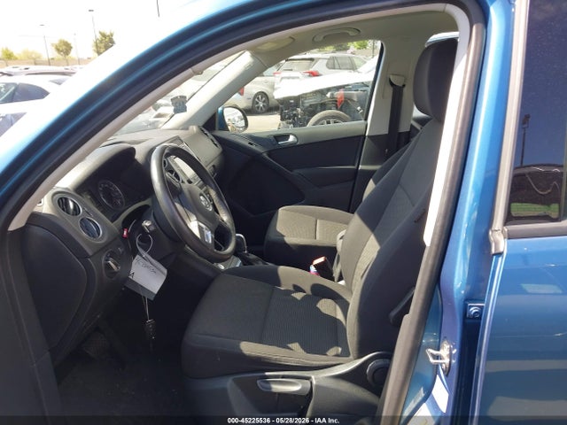 WVGAV7AX7HK042591 Volkswagen Tiguan 2.0t/2.0t S