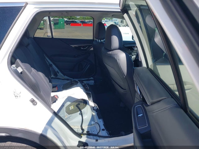 4S4BTANC3L3239016 Subaru Outback Limited