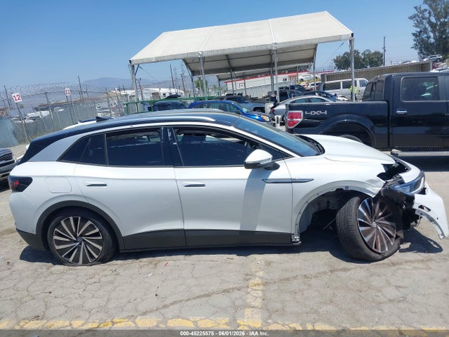 Volkswagen Id.4 Pro S Plus 2023 1V2HMPE8XPC054976 Image 12