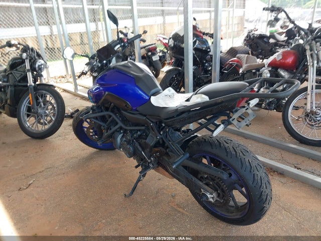 Yamaha MT07 2024 JYARM32E9RA010325 Image 3