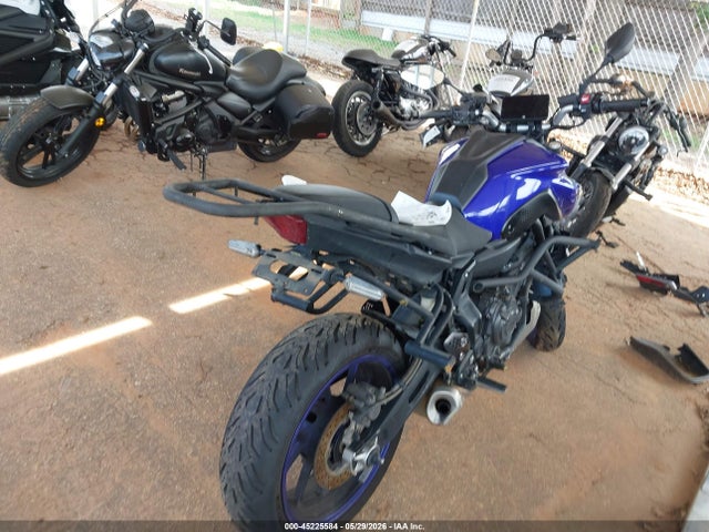 Yamaha MT07 2024 JYARM32E9RA010325 Image 4