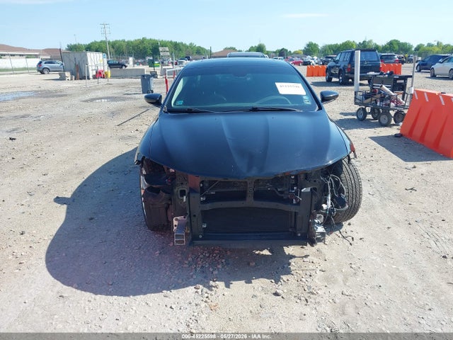 2015 Chrysler 200 C მანქანა იყიდება აუქციონზე, vin: 1C3CCCEG1FN700623, აუქციონის ნომერი: 45225598